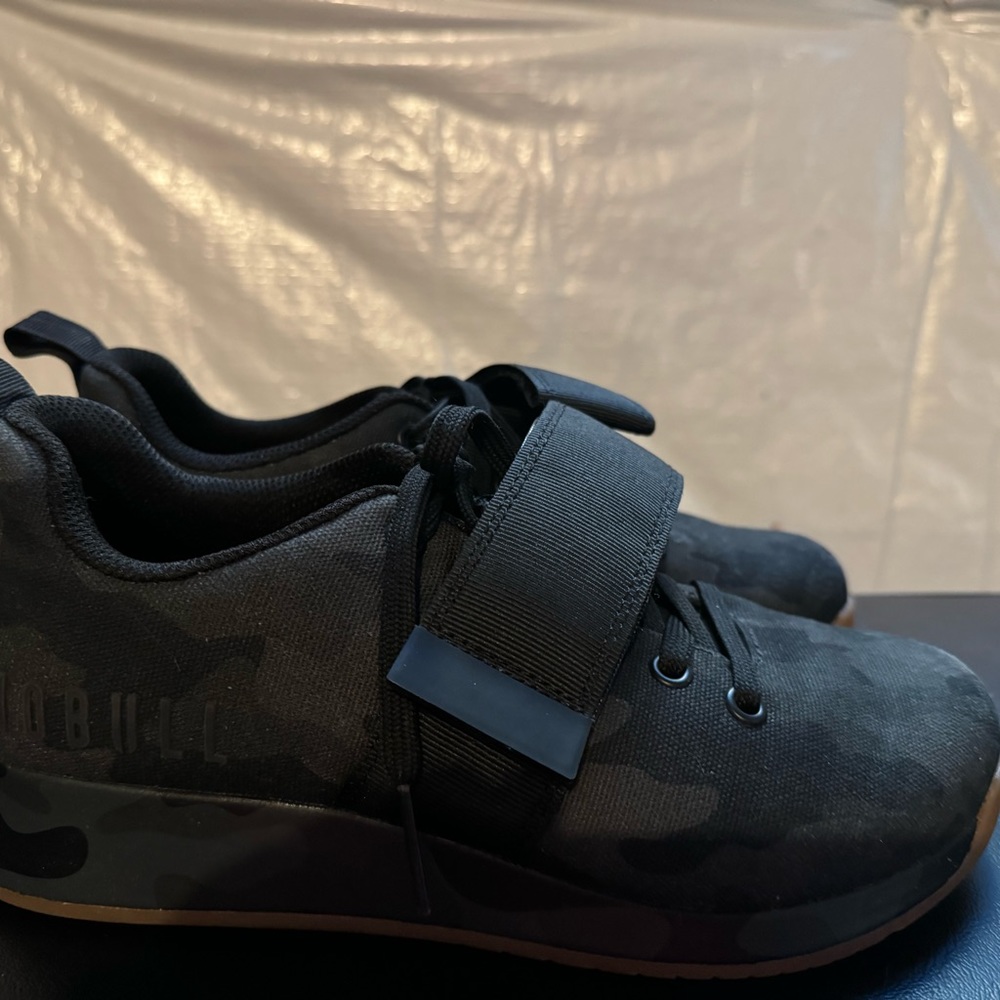 Nobull canvas lifter. Black camo gum
